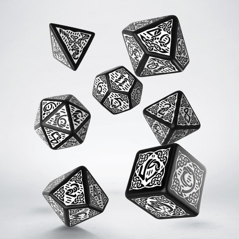 Celtic 3D Revised Black & White Dice Set (7) QWS SCER05