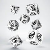 Dragons White & Black Dice Set (7) QWS SDRA02