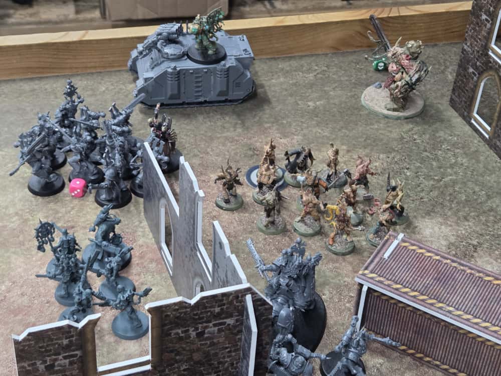 Warhammer 40K Educational Feature: Death Guard vs. World Eaters