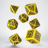 Celtic 3D Revised Yellow & Black Dice Set (7) QWS SCER13